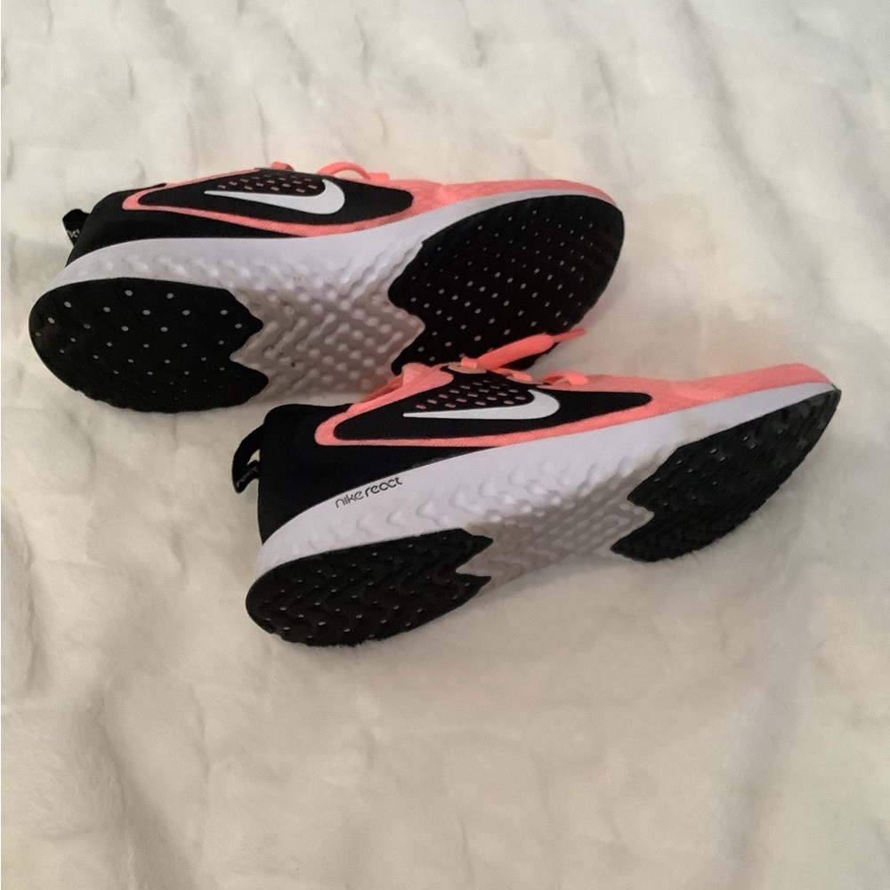 Nike “React” Legend Running Shoes - image 5